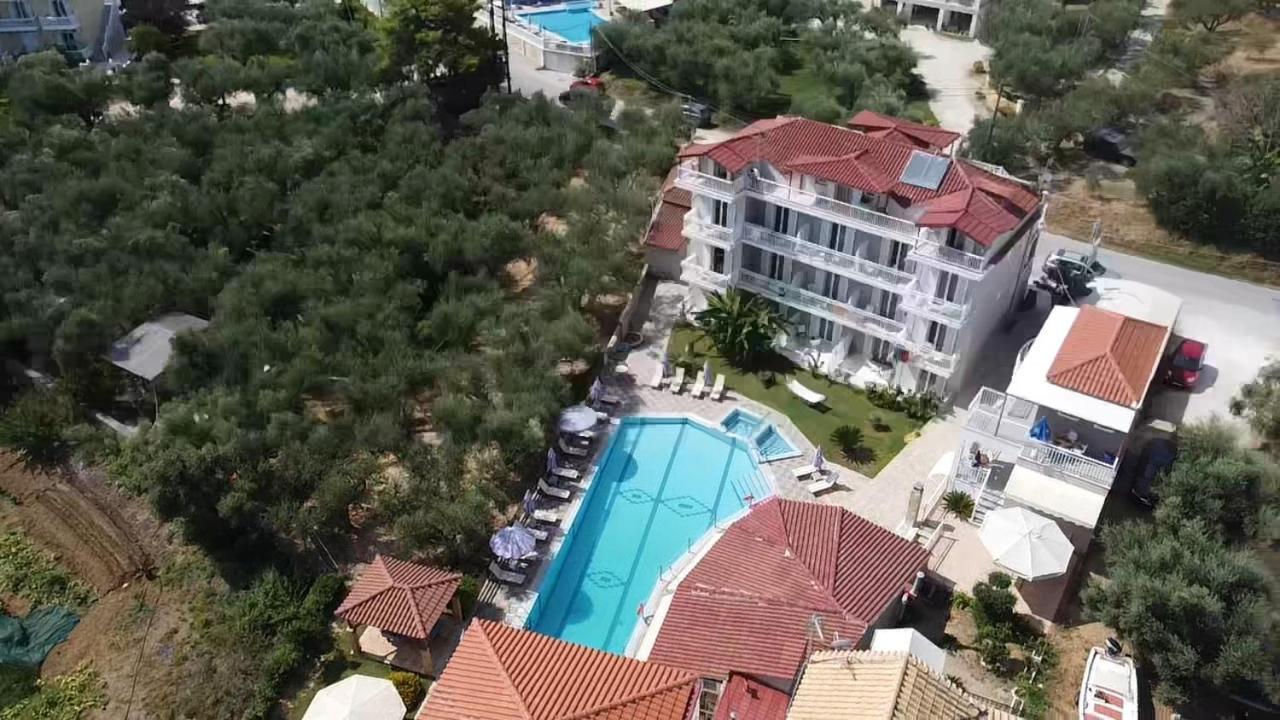 Amoudi Studios Apartments Hotel Kültér fotó